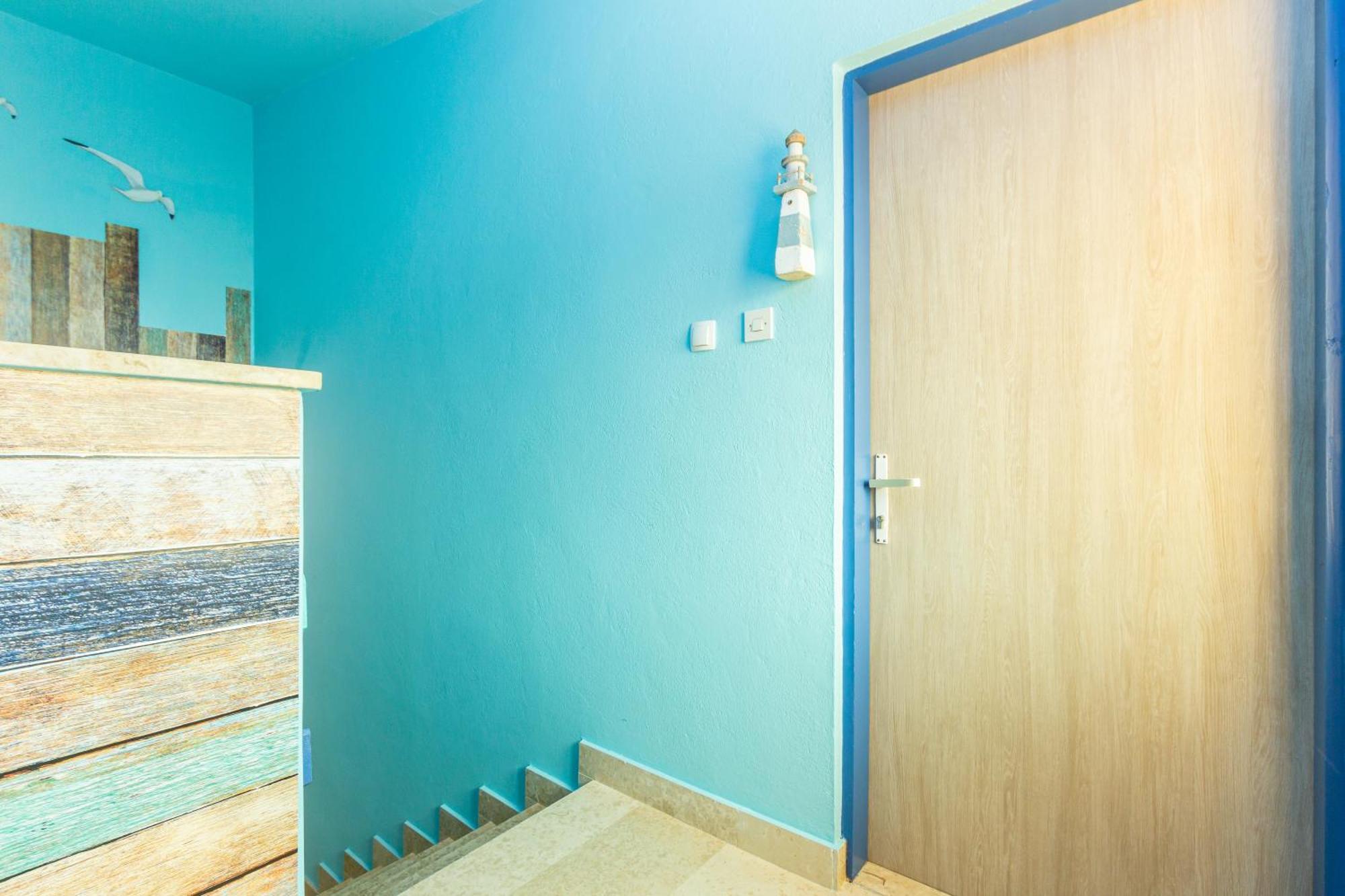 Rooms & Studio Apartments By The Way Baska  Exterior photo