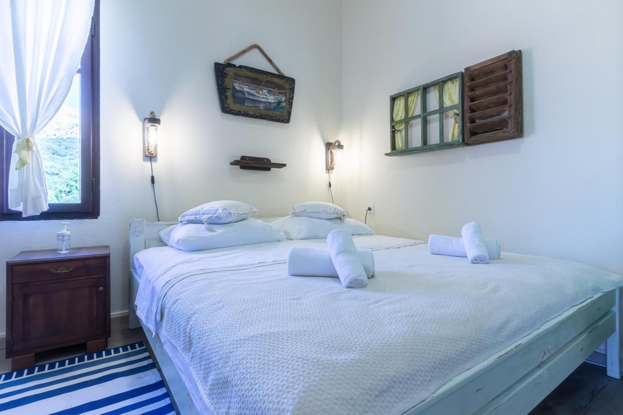 Rooms & Studio Apartments By The Way Baska  Exterior photo